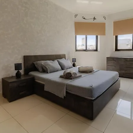 Two Bedroom - Bugibba - Center - Modern High Floor * 세인트폴스베이