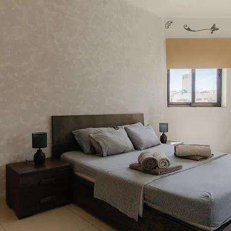 Two Bedroom - Bugibba - Center - Modern High Floor 아파트 *