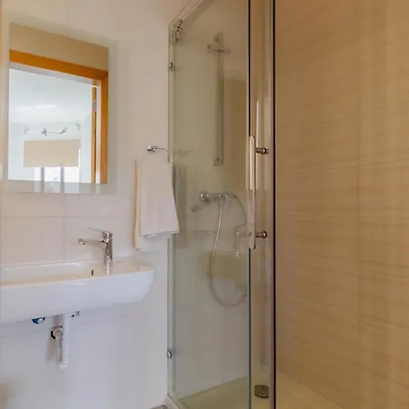 Two Bedroom - Bugibba - Center - Modern High Floor 아파트 *